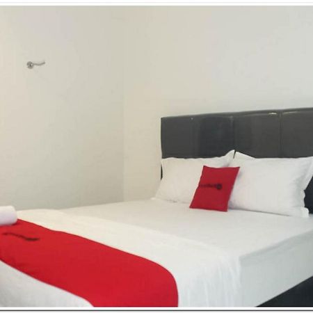 Reddoorz @ Paus Raya Ξενοδοχείο Palangkaraya Εξωτερικό φωτογραφία